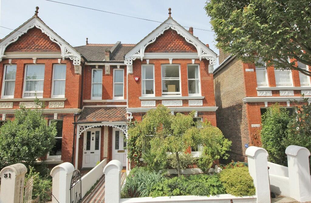 4 bedroom semidetached house for sale in Southdown Avenue BN1