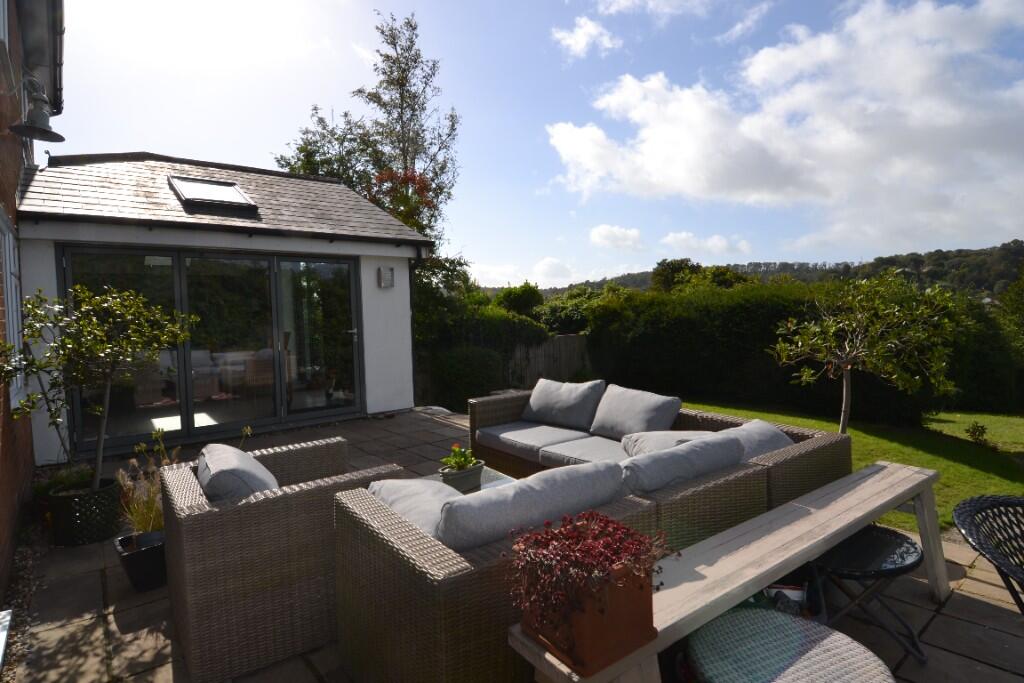 Main image of property: London Road, Dover, Kent, CT17