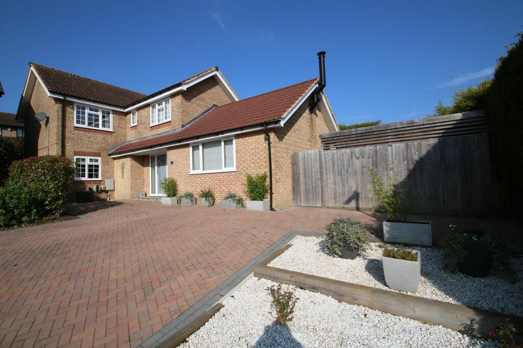 4 bedroom detached house for sale in Henley Meadows, Tenterden, TN30