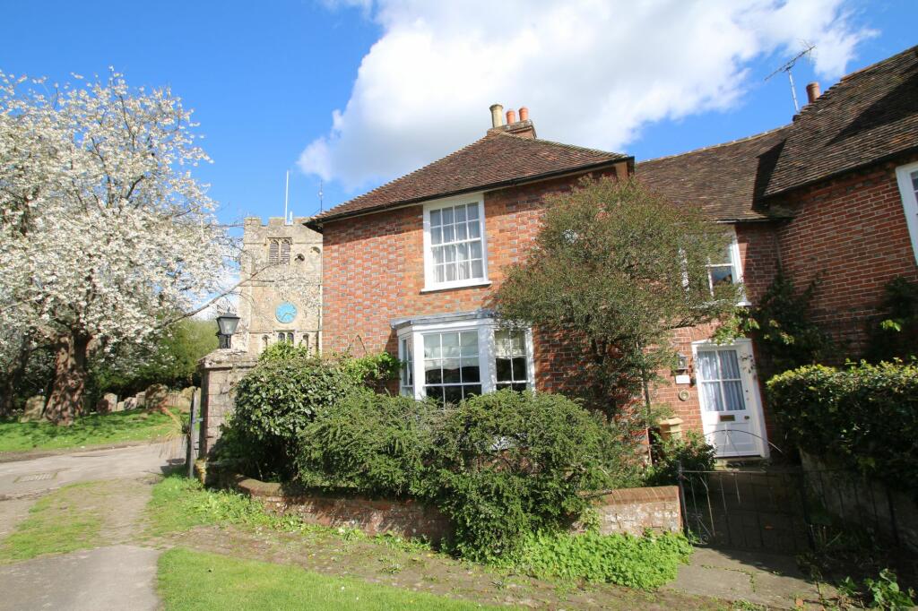 4 bedroom semidetached house for sale in The Street, Appledore, TN26