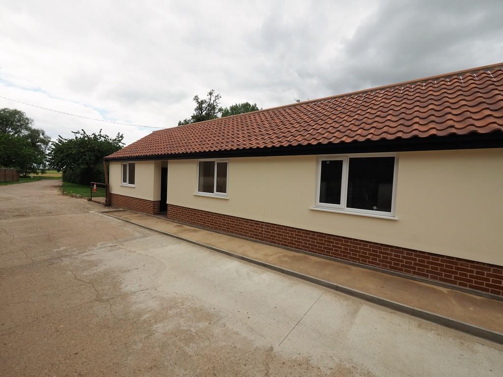 Commercial property for rent in Carleton Rode, Norwich, NR16