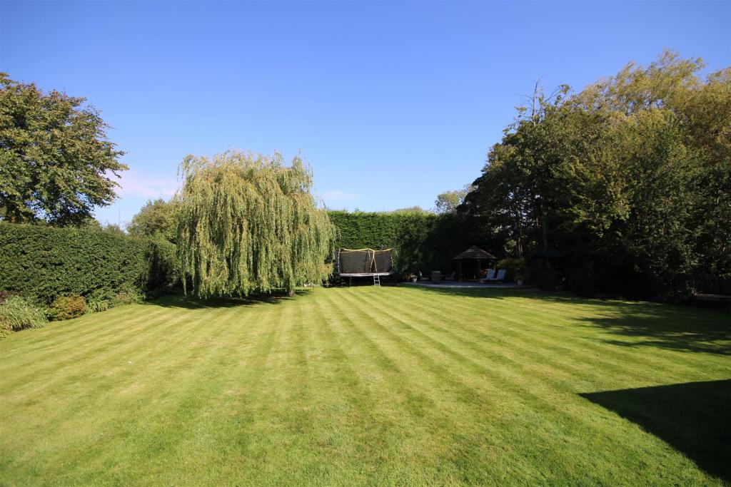 3 bedroom detached house for sale in Whitburn Road, Cleadon Village