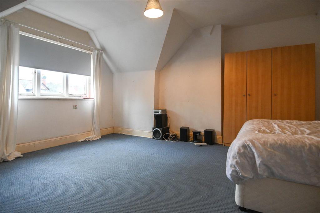 4 bedroom terraced house for sale in Poplar Avenue, Edgbaston