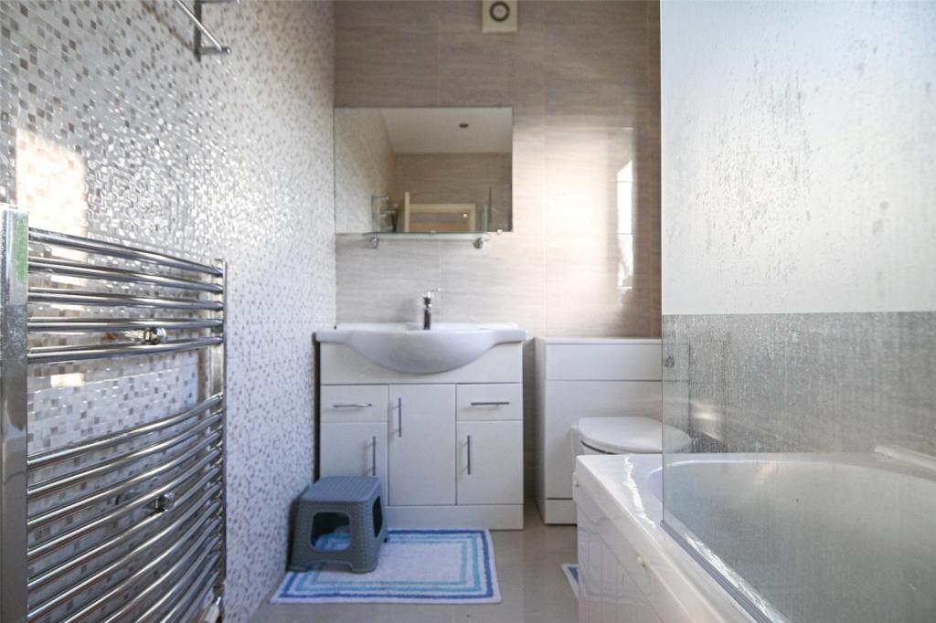 5 bedroom semidetached house for sale in Hadzor Road, Oldbury, West