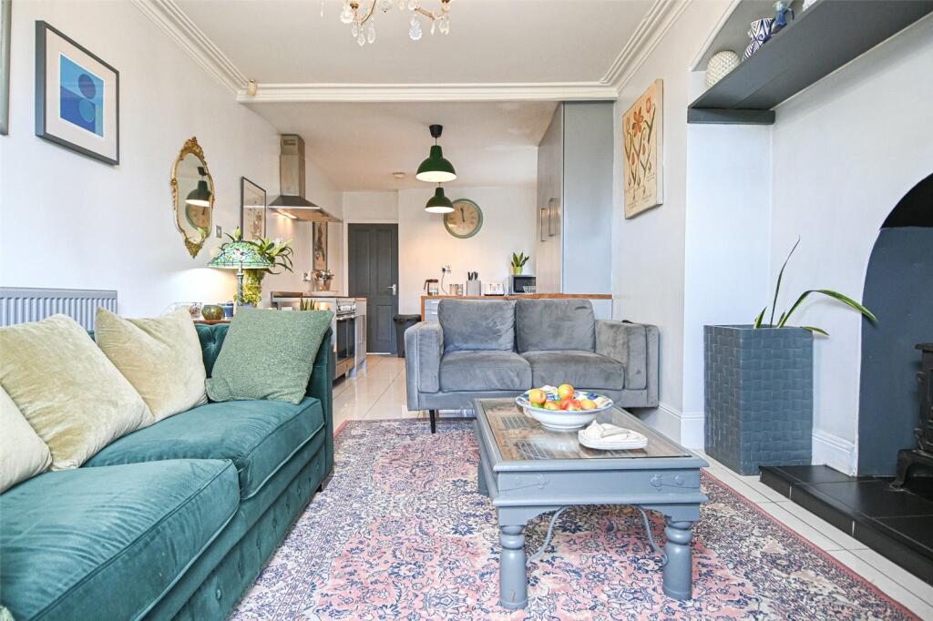 3 bedroom terraced house for sale in Willow Avenue, Edgbaston, West