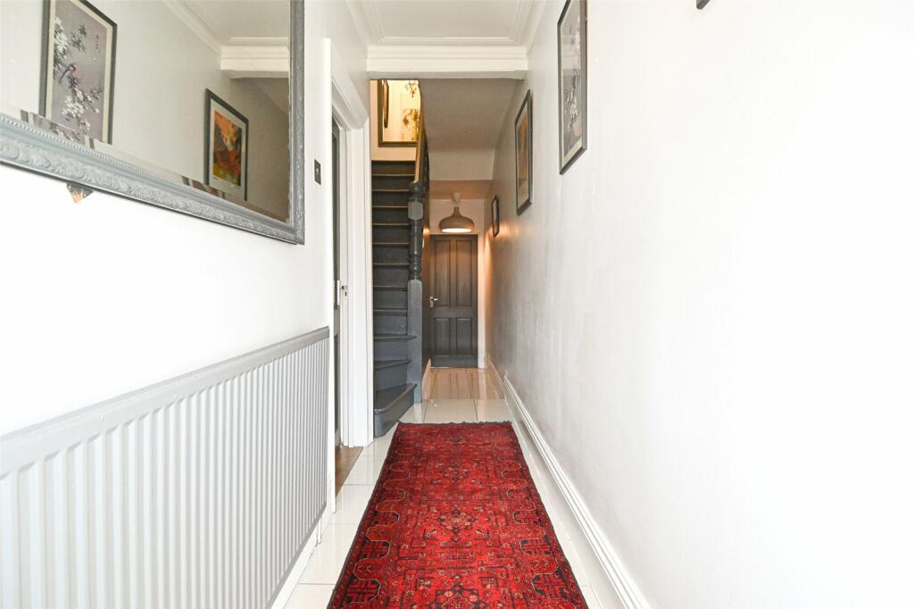 3 bedroom terraced house for sale in Willow Avenue, Edgbaston, West