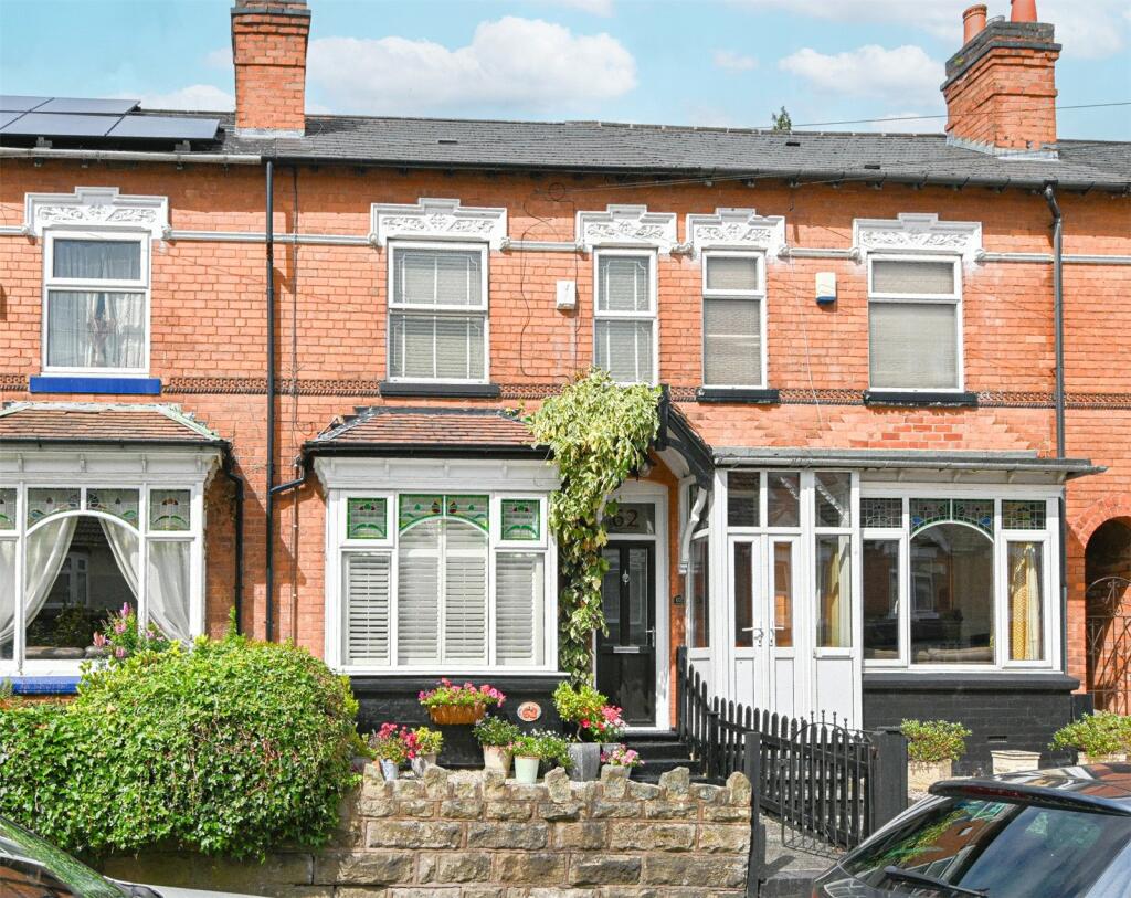 3 bedroom terraced house for sale in Galton Road, Bearwood, West
