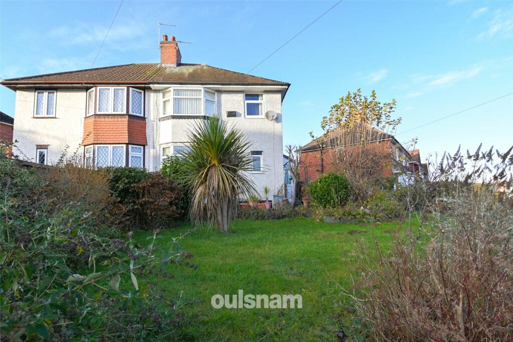 3 bedroom semidetached house for sale in Harold Road, Smethwick, West Midlands, B67