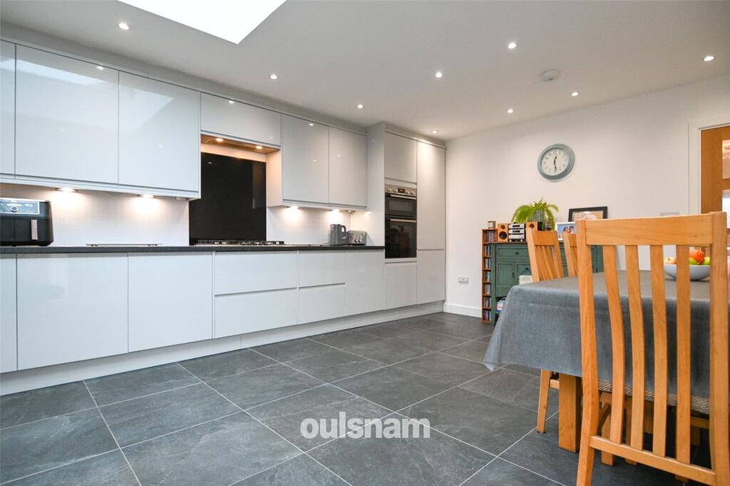 Additional property image - Wolverhampton Road, Oldbury, West Midlands, B68