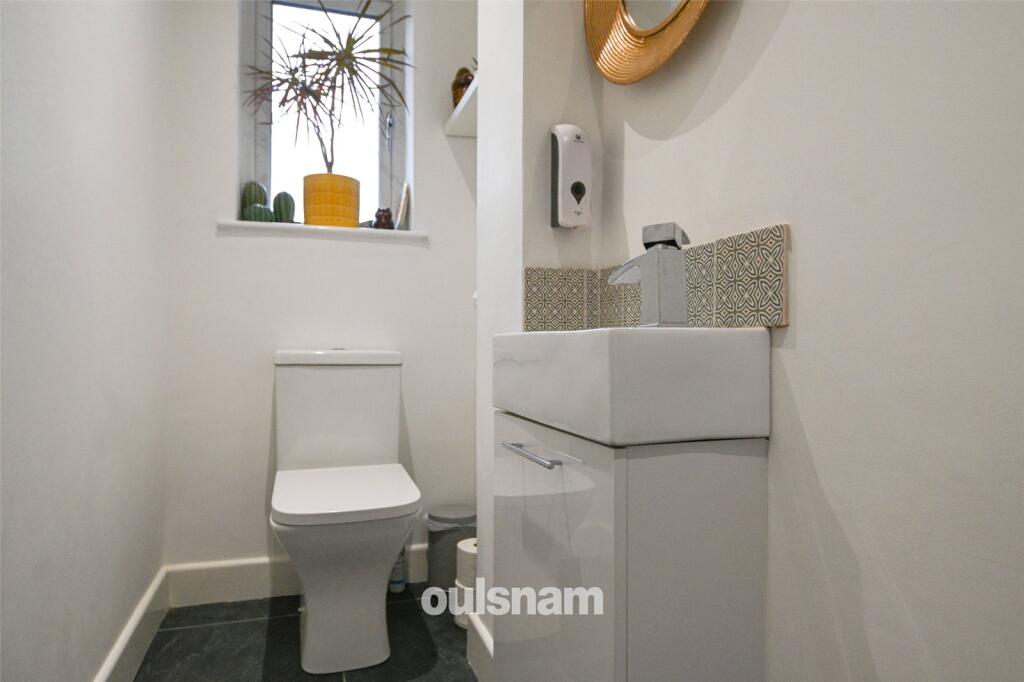 Additional property image - Wolverhampton Road, Oldbury, West Midlands, B68
