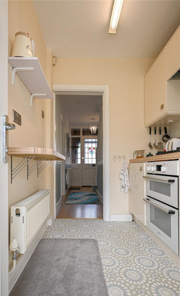 Additional property image - Sandfields Road, Oldbury, West Midlands, B68