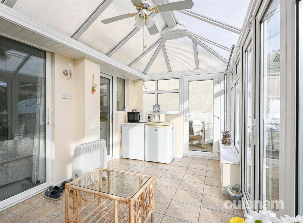 Additional property image - Sandfields Road, Oldbury, West Midlands, B68