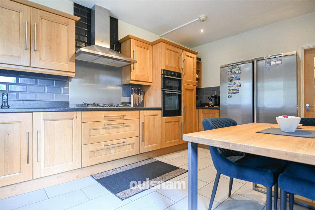 Additional property image - Hawthorn Croft, Oldbury, West Midlands, B68
