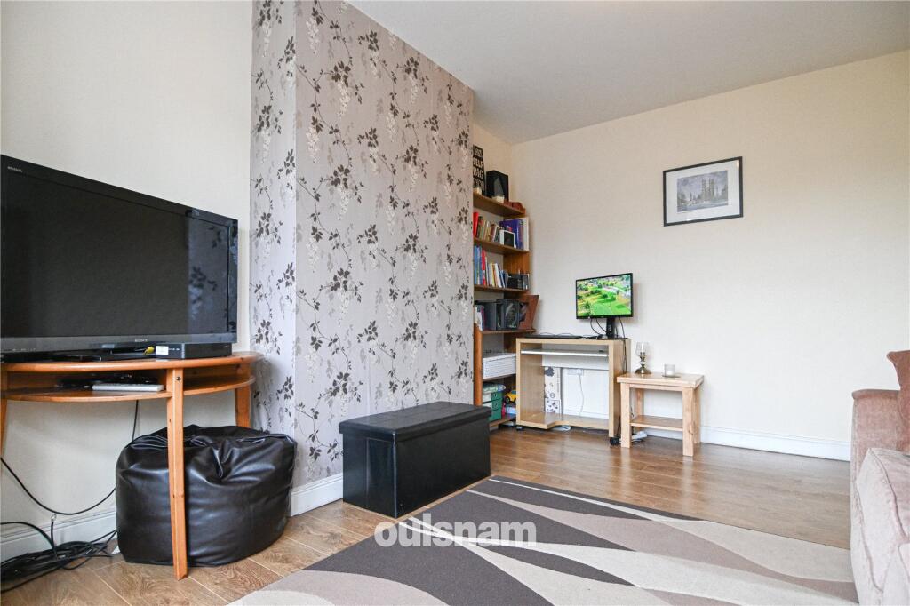 Additional property image - Hawthorn Croft, Oldbury, West Midlands, B68
