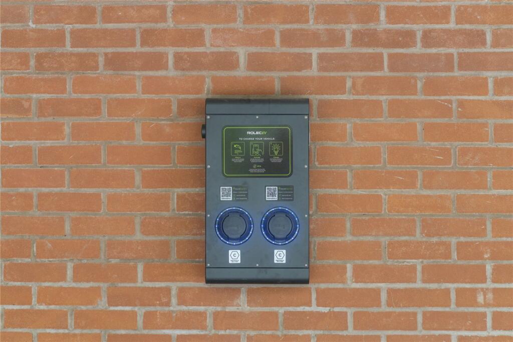 Additional property image - Wake Green Road, Moseley, Birmingham, B13