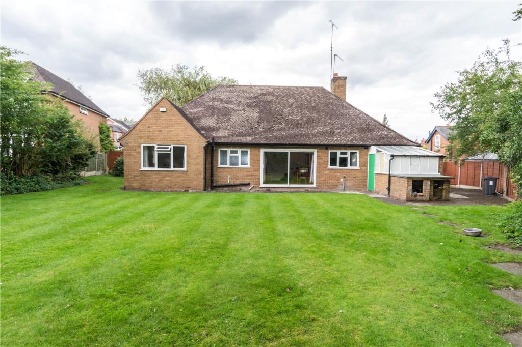 3 bedroom bungalow for sale in Selly Wick Road, Selly Park, Birmingham