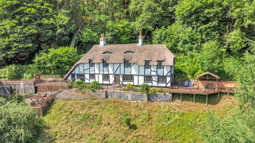 Main image of property: Barbers Hill, Llangollen