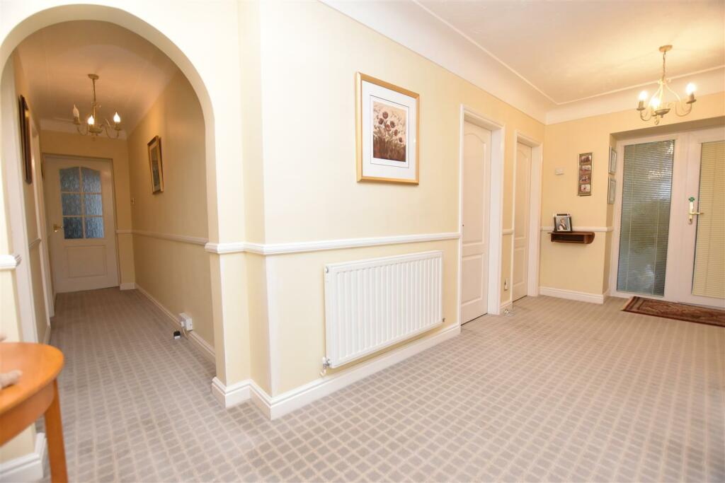 4 bedroom detached bungalow for sale in Ffordd Elan, Off Box Lane, Wrexham, LL12