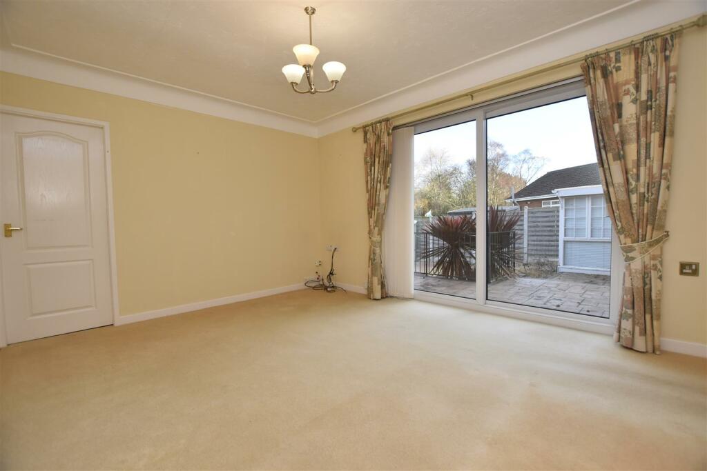 4 bedroom detached bungalow for sale in Ffordd Elan, Off Box Lane, Wrexham, LL12