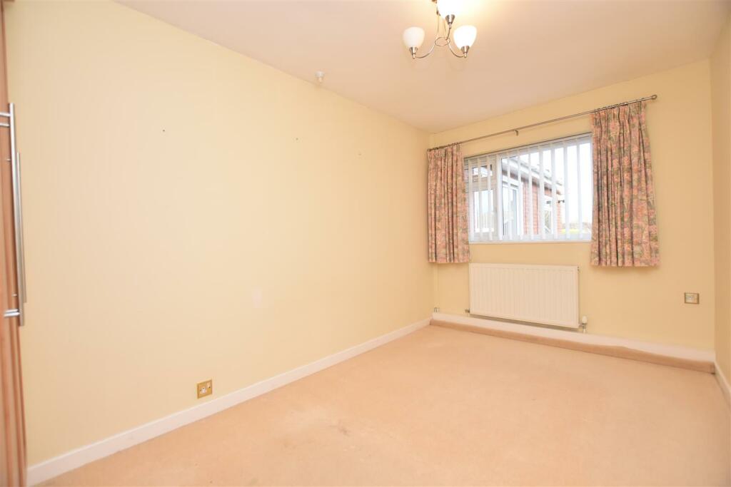 4 bedroom detached bungalow for sale in Ffordd Elan, Off Box Lane