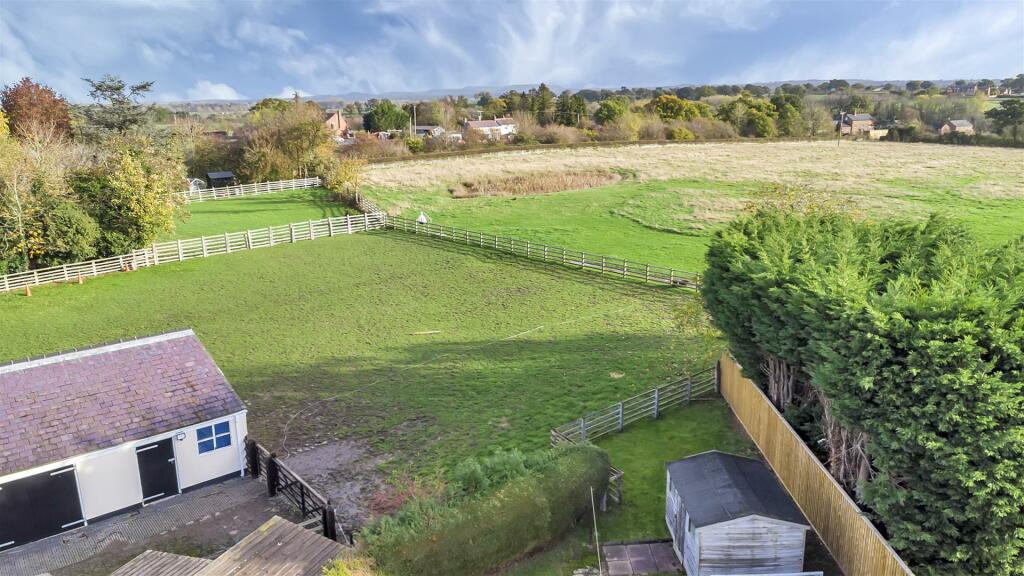 3 bedroom detached bungalow for sale in Millbrook Lane, BangorOnDee