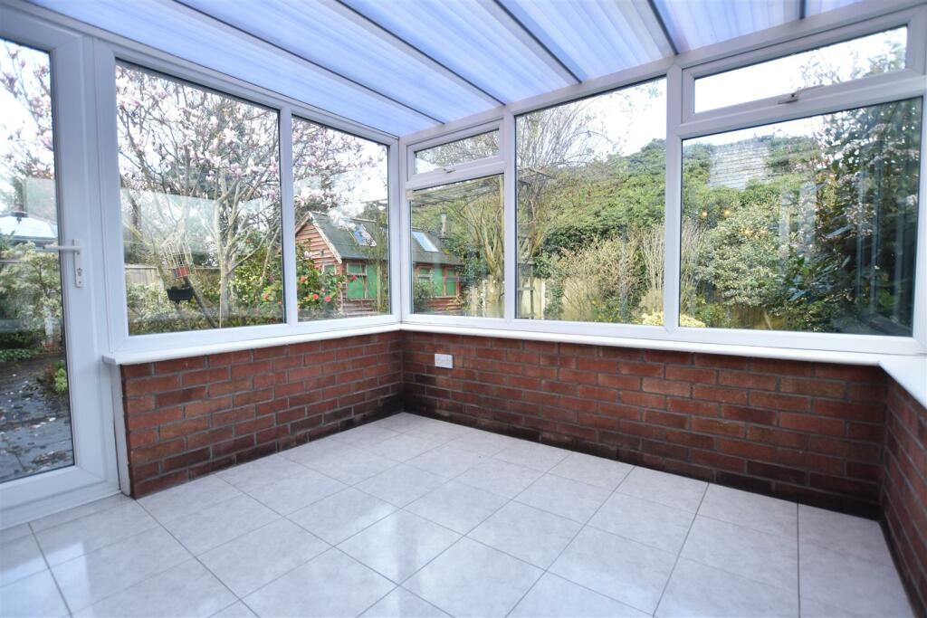 3 bedroom detached bungalow for sale in Old Hall Close, Rhostyllen