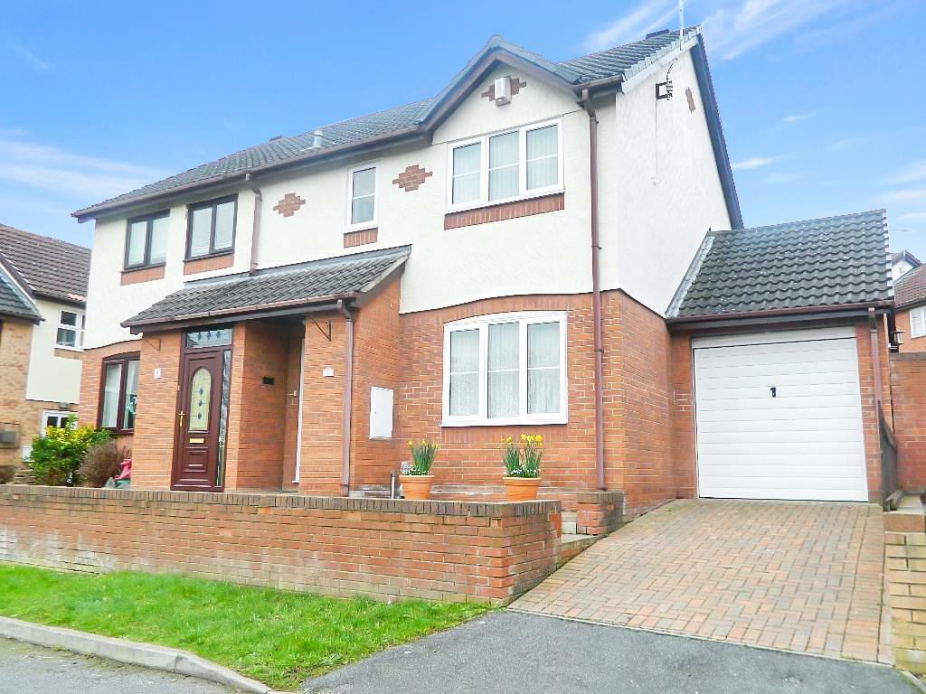 3 bedroom semidetached house for sale in Brook Close, Abenbury Fields