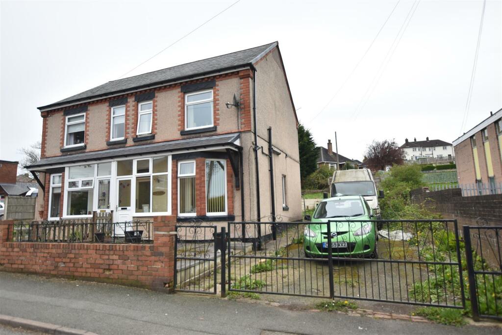 3 bedroom semidetached house for sale in Offa Street, Brymbo, LL11