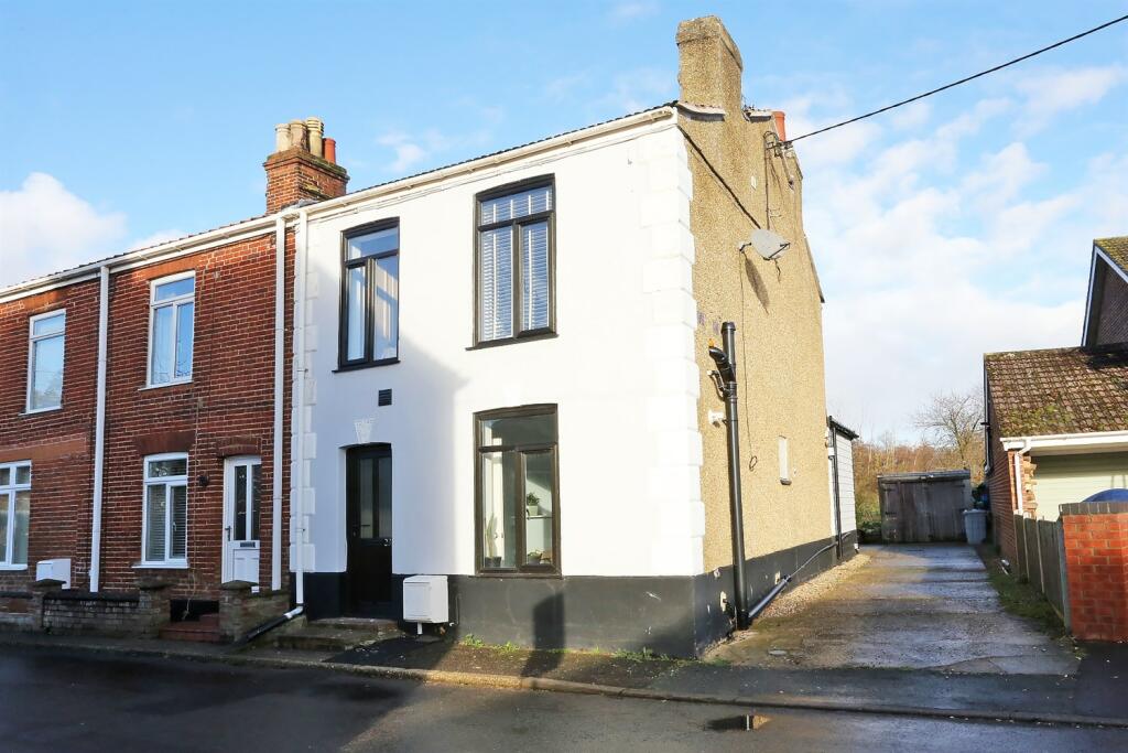 3 bedroom house for sale in Damgate Lane, Acle, NR13