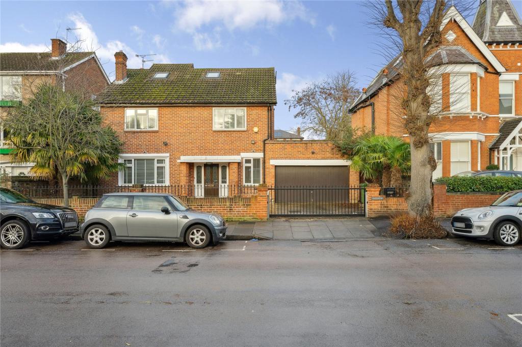 Main image of property: Holmesdale Road, Kew, Richmond, Surrey, TW9