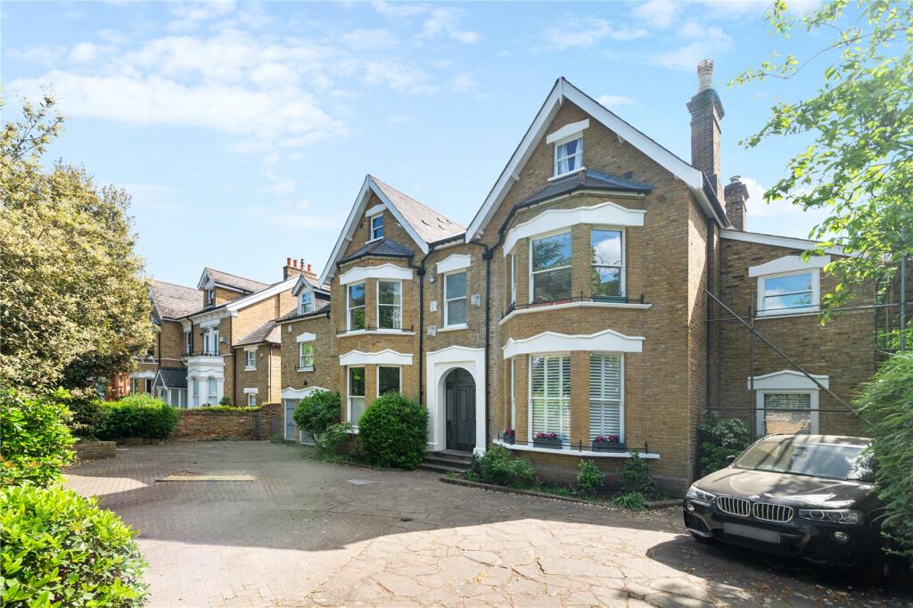 Main image of property: Kew Road, Kew, Richmond, Surrey, TW9