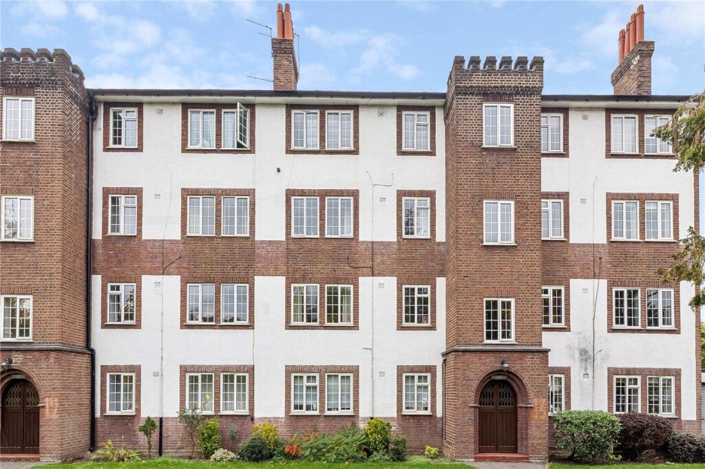 Main image of property: Kew Road, Richmond, TW9