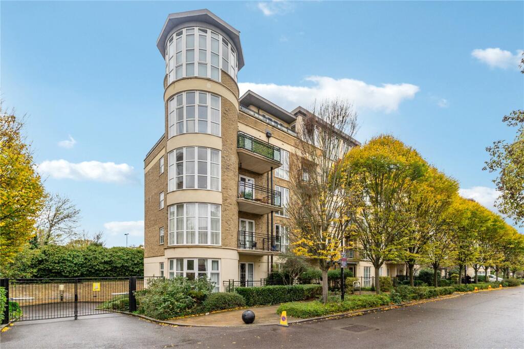 Main image of property: Melliss Avenue, Kew, Richmond, TW9