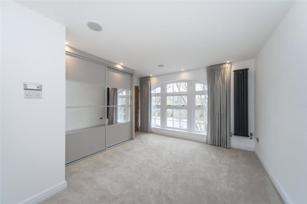 2 bedroom apartment for rent in High Park Road, Kew, Richmond, Surrey, TW9