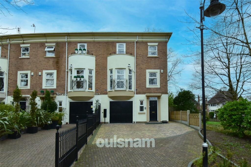 4 bedroom end of terrace house for sale in Boundary Drive, Moseley, Birmingham, West Midlands, B13