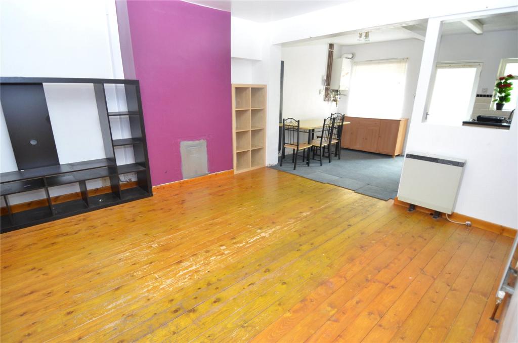 3 bedroom end of terrace house for sale in Chinn Brook Road, Birmingham