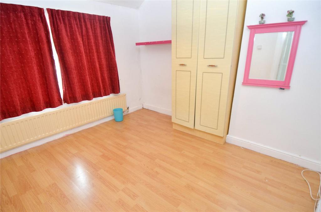 3 bedroom end of terrace house for sale in Chinn Brook Road, Birmingham