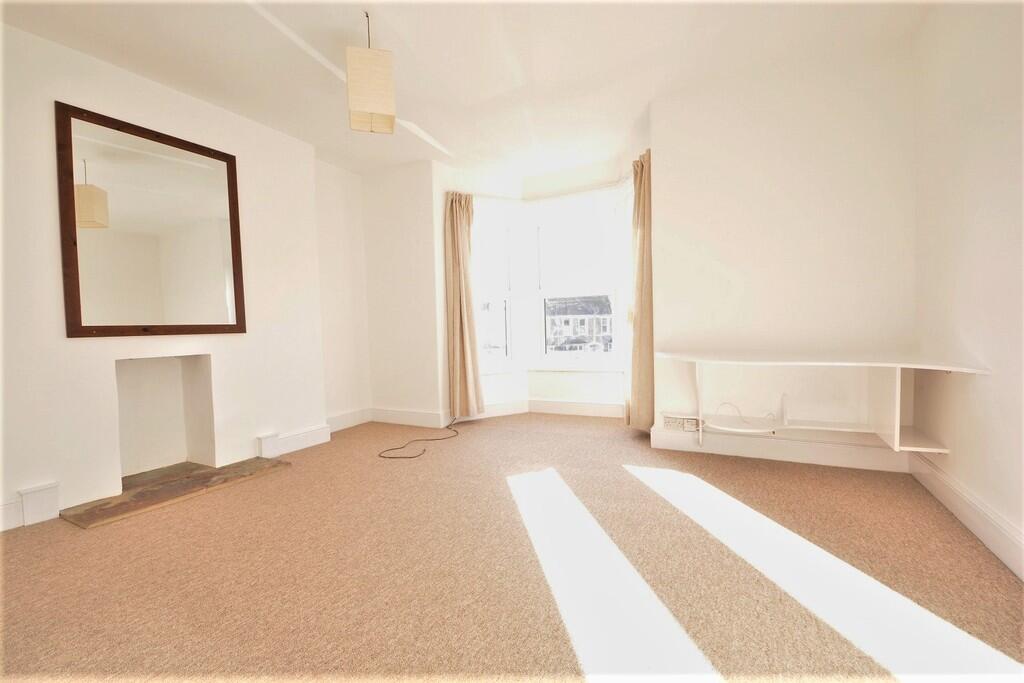 Additional property image - Triangle North, Bath - Suitable for x3 sharers