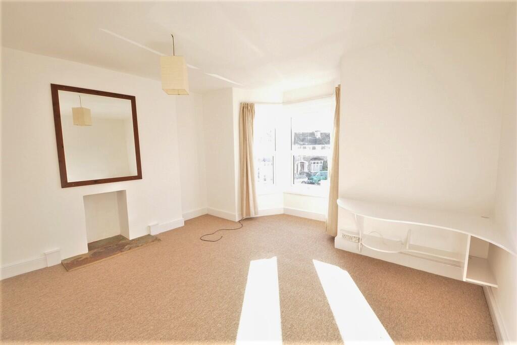 Additional property image - Triangle North, Bath - Suitable for x3 sharers