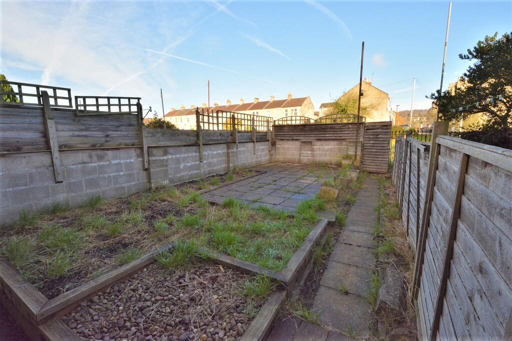 Additional property image - Triangle North, Bath - Suitable for x3 sharers