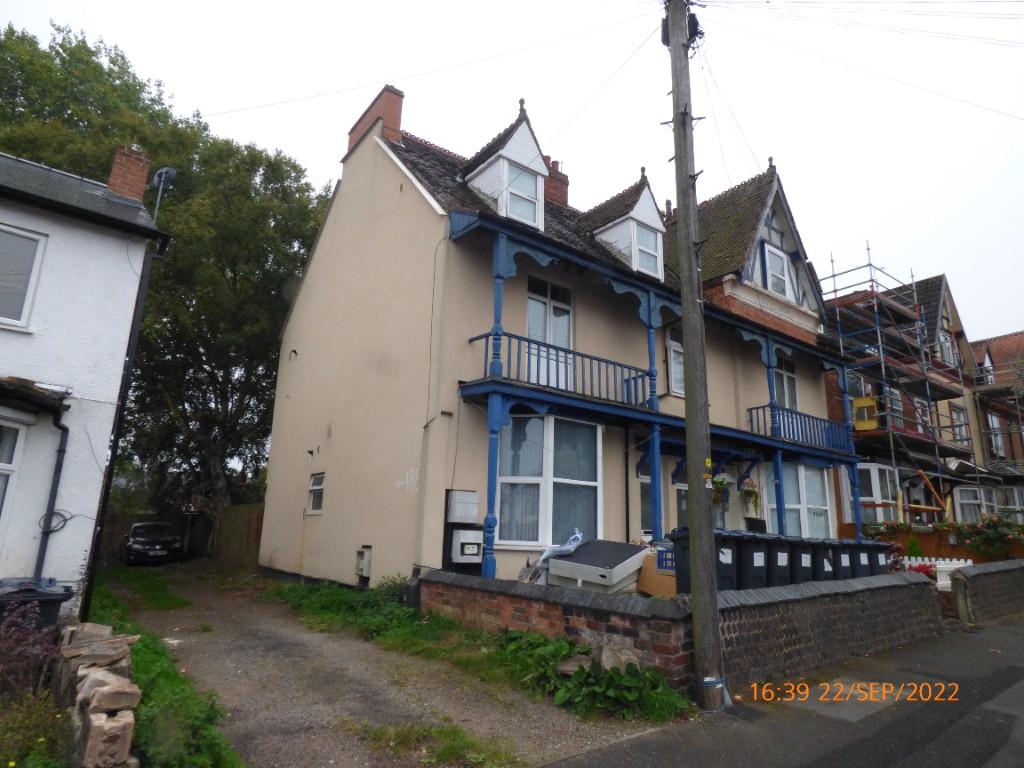 Main image of property: Poplar Avenue, Birmingham, B17