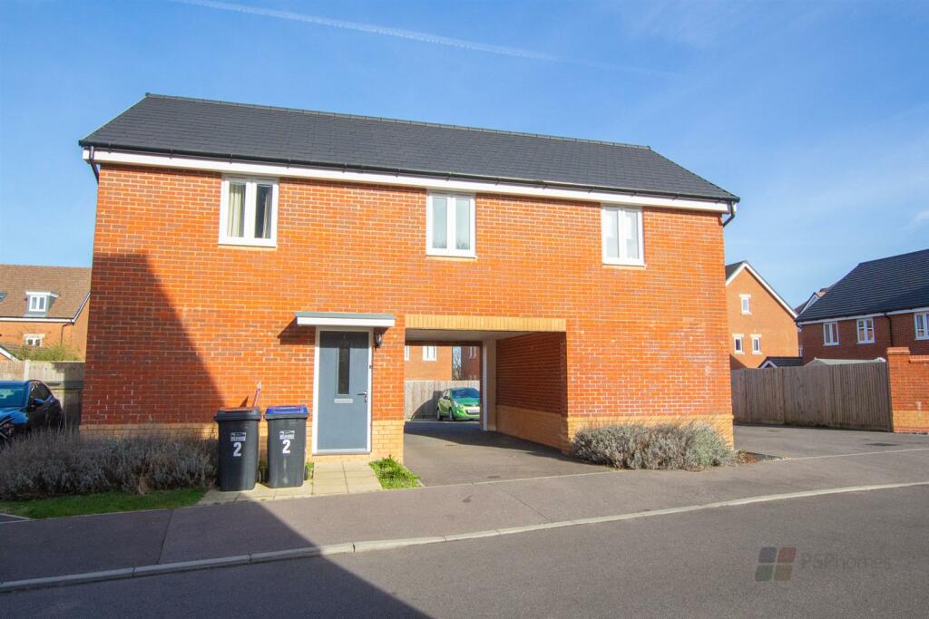 2 bedroom detached house for sale in Roman Road, Hassocks, BN6