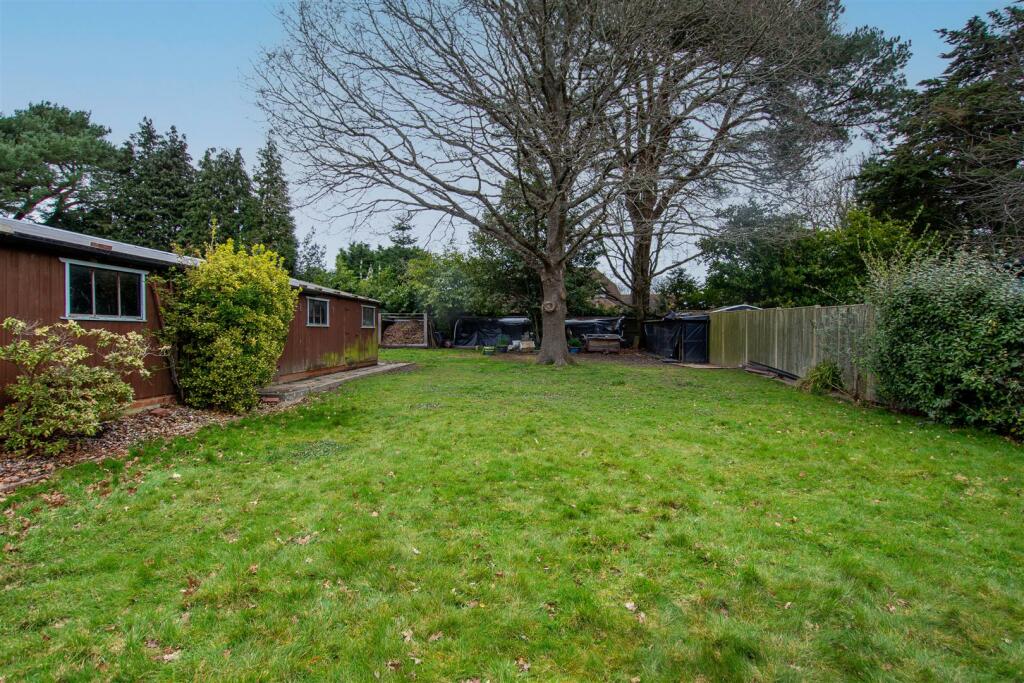 5 bedroom detached house for sale in Theobalds Road, Burgess Hill, RH15