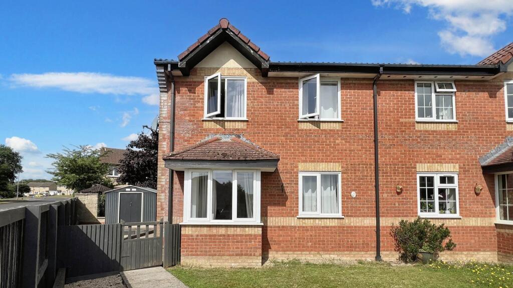 Main image of property: Bonds Close, Chard