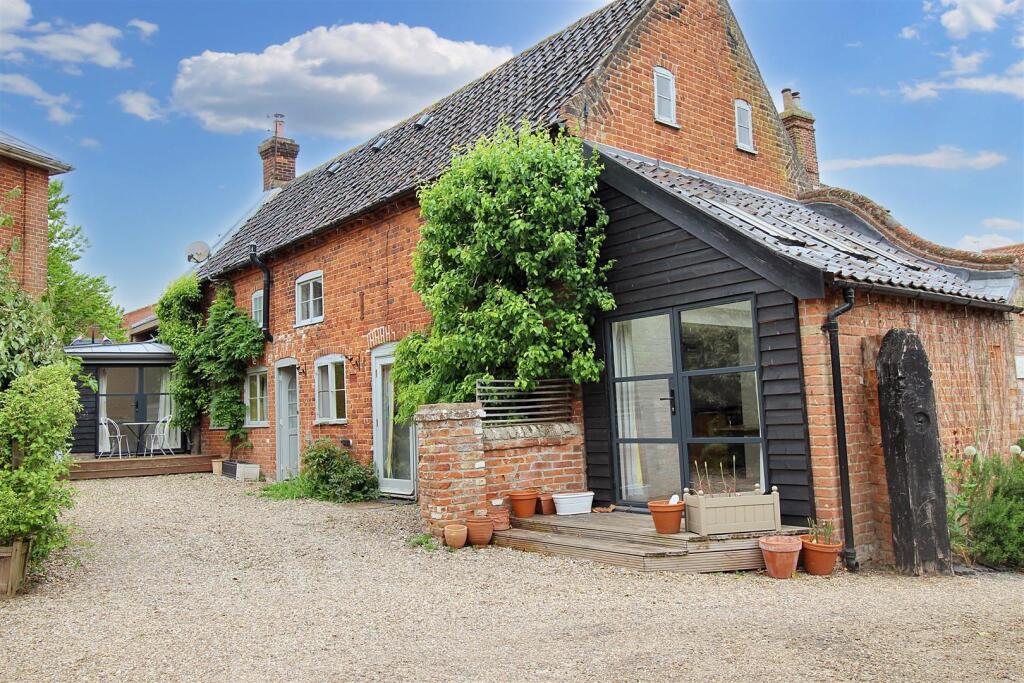 Main image of property: Burgh Road, Aylsham