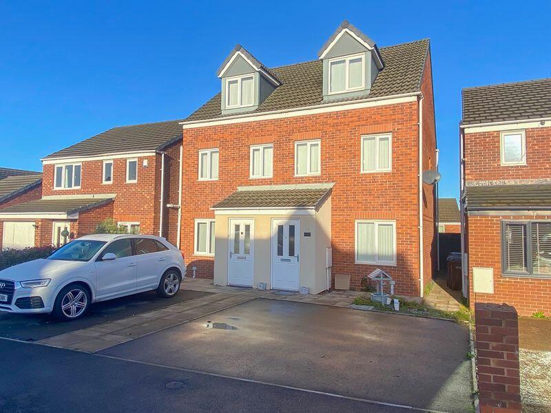 3 bedroom semidetached house for sale in Tangmere Road, Wolverhampton