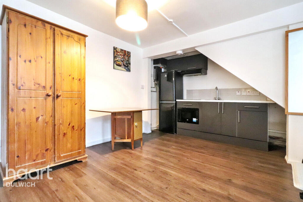 Main image of property: Carlton Grove, LONDON