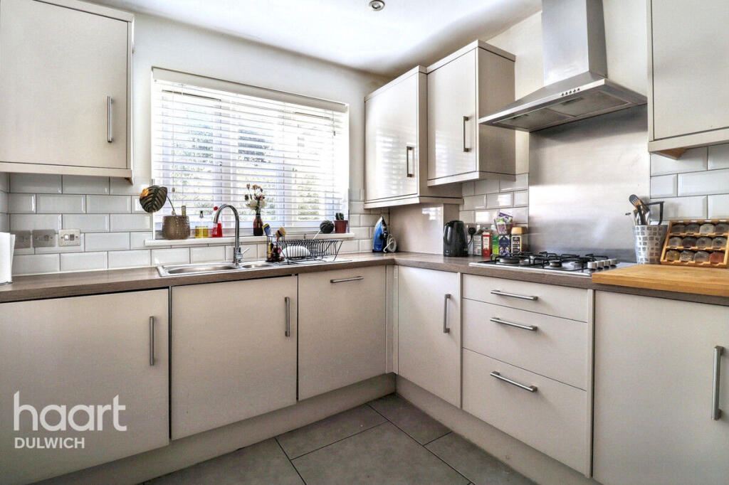 Main image of property: Lordship Lane, LONDON