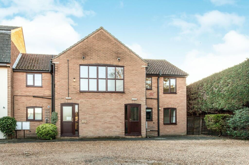 2 bedroom property for rent in Darwood Court, St Ives, PE27