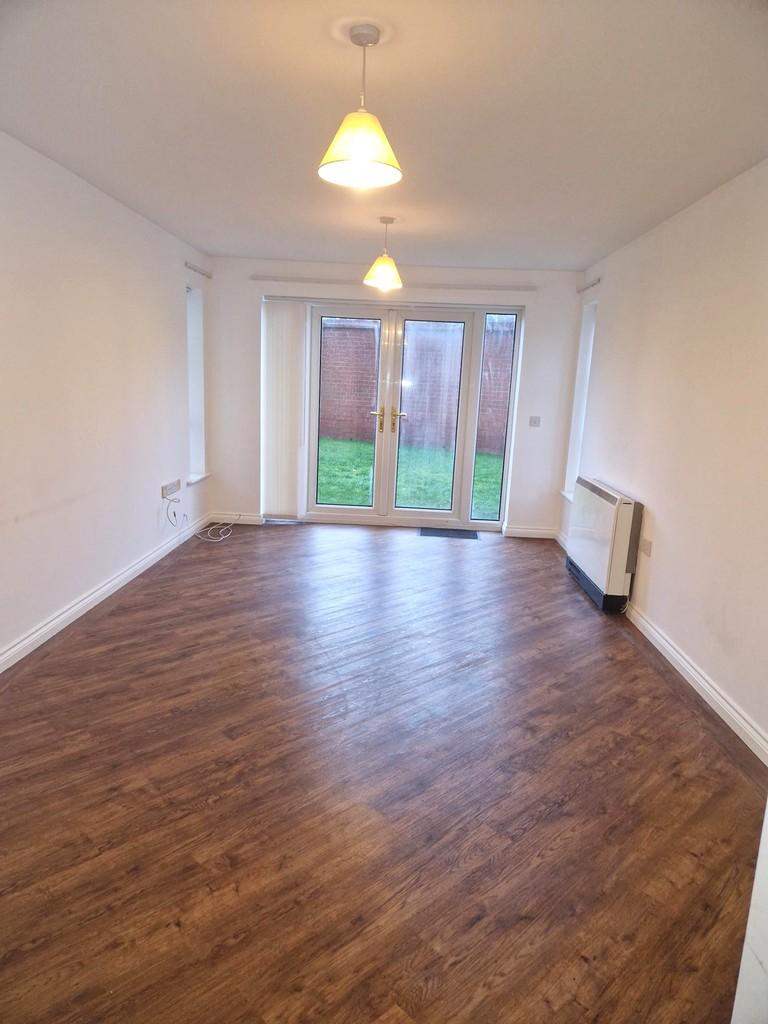 2 bedroom ground floor flat for sale in Cormorant Drive, Dunston